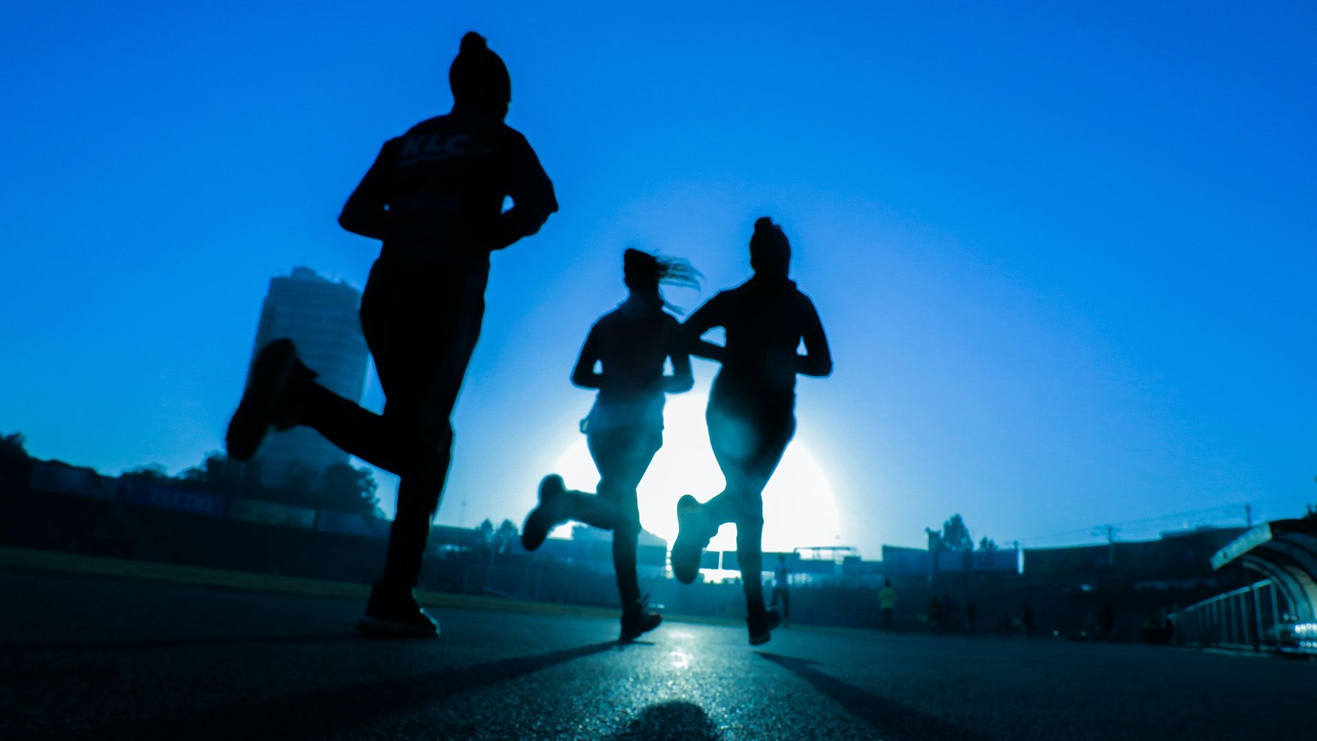 ¿Correr solo o acompañado?